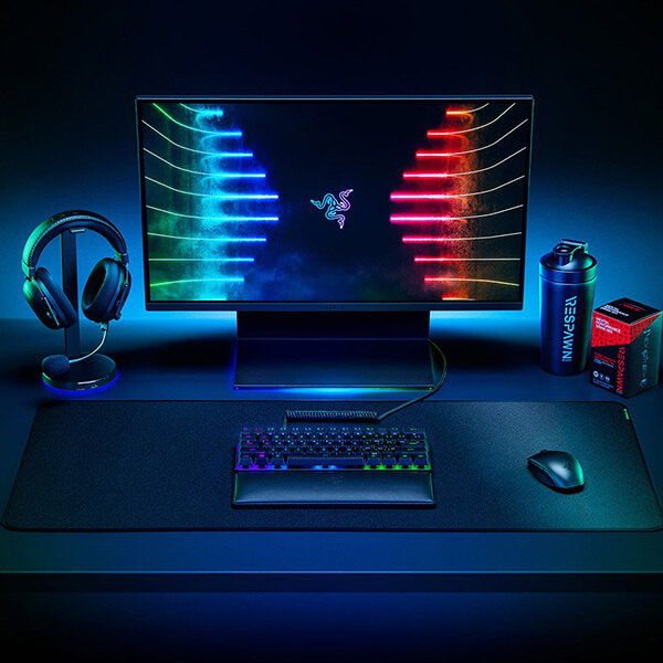 Razer Strider Extended Extra Large Gaming Mouse Pad
